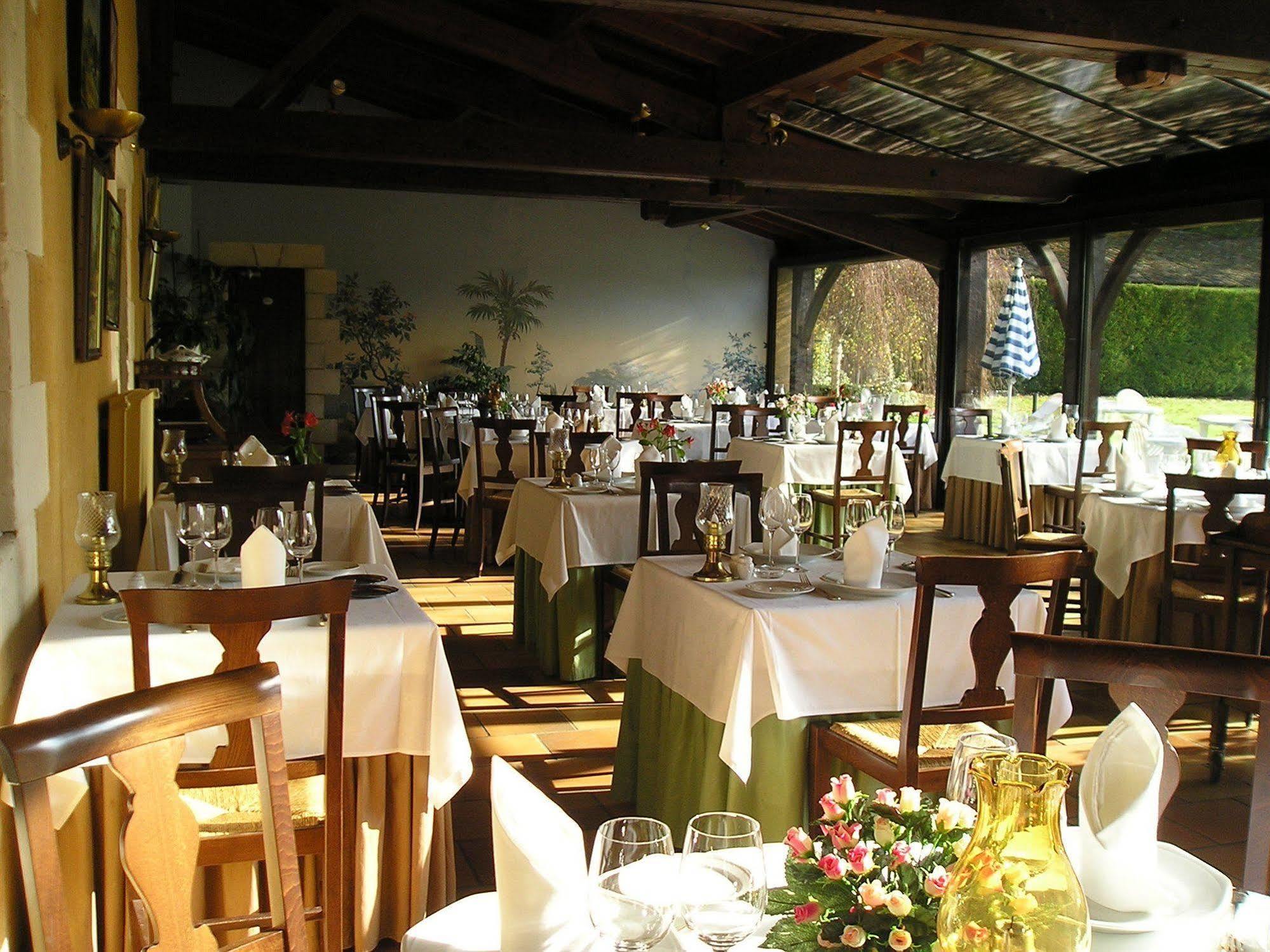 Hotel Manoir du Grand Vignoble à Saint-Julien-de-Crempse Extérieur photo